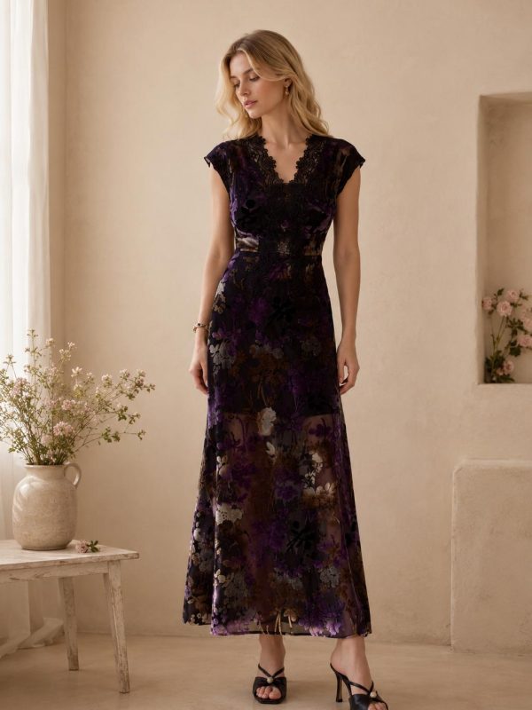 Women’s Black Floral Lace Maxi Dress